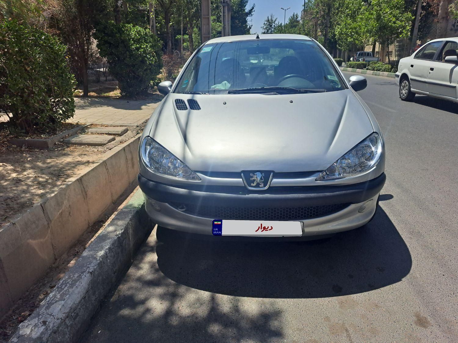 پژو ۲۰۶ صندوق دار v9 - 1388