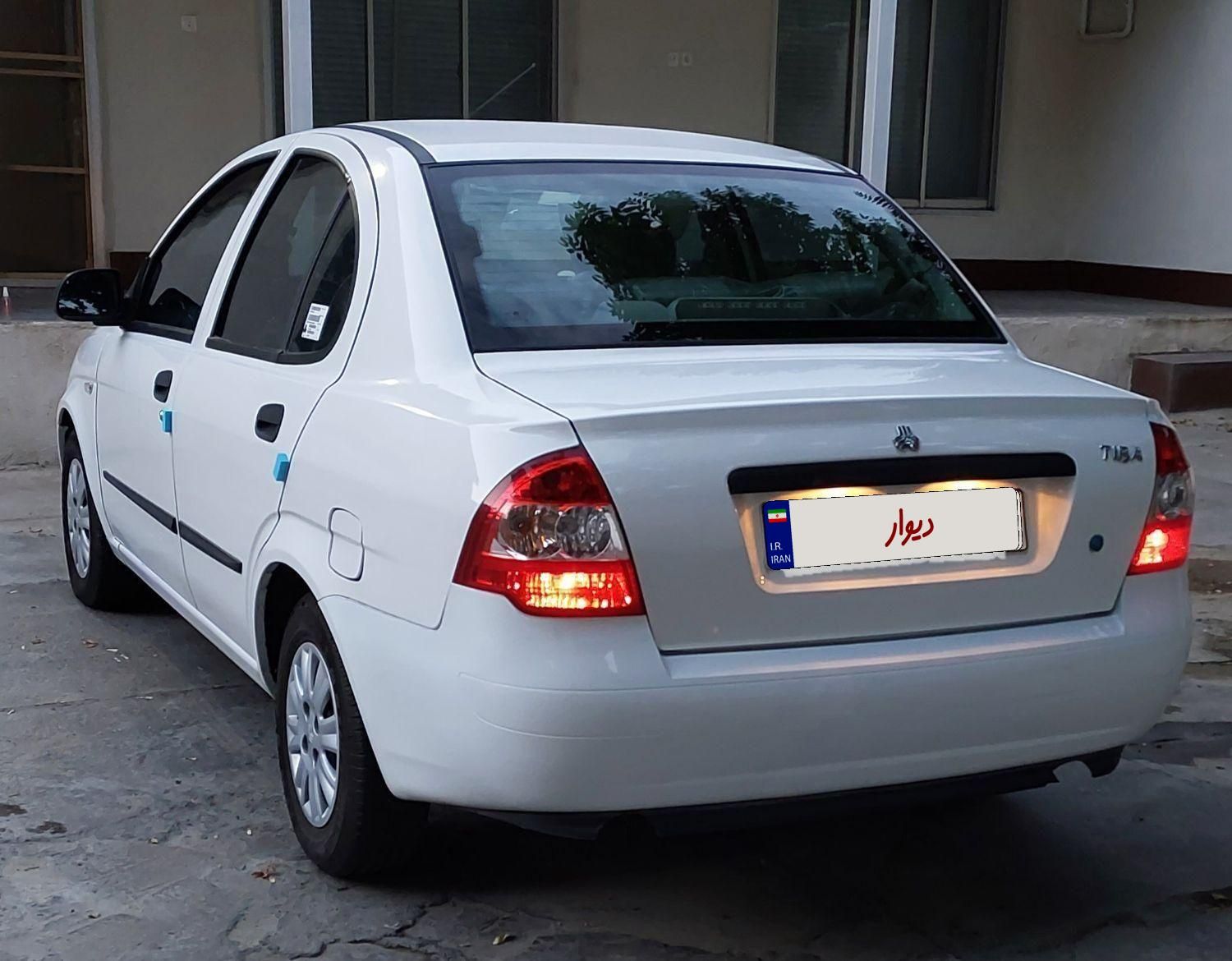 تیبا صندوق دار SX - 1400