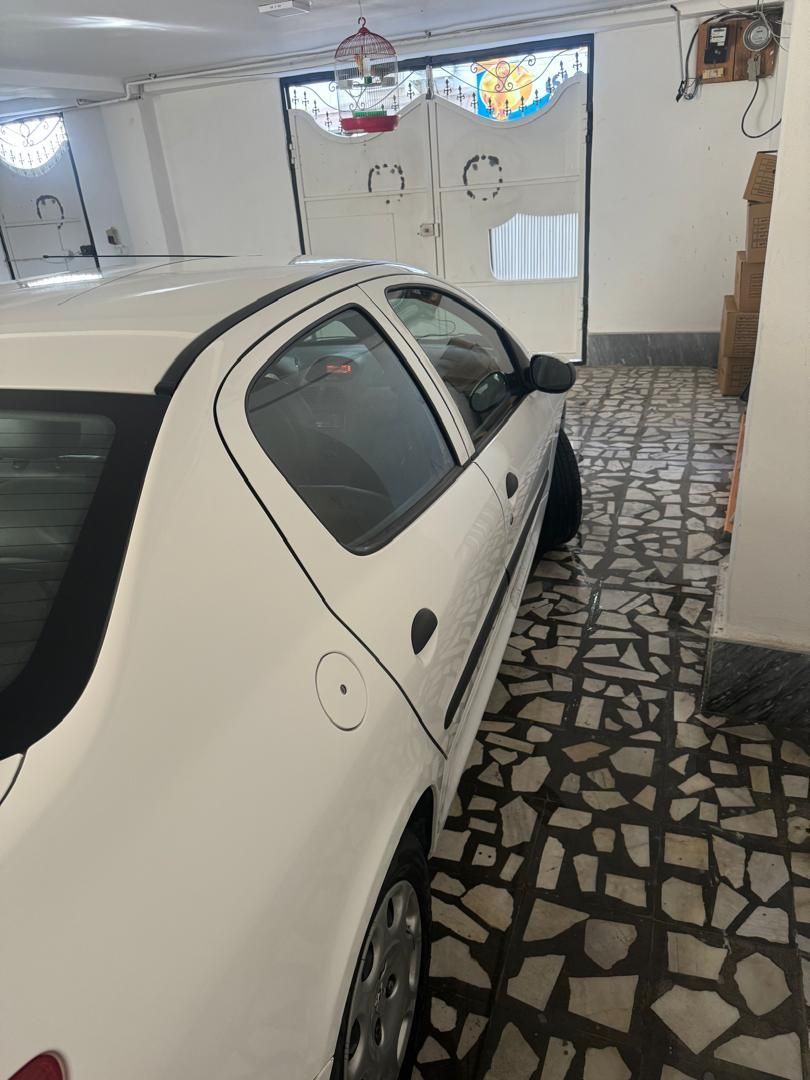 پژو ۲۰۶ صندوق دار v8 - 1398