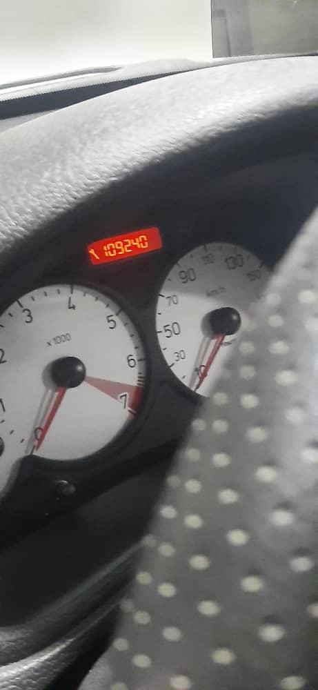 پژو ۲۰۶ صندوق دار v8 - 1398
