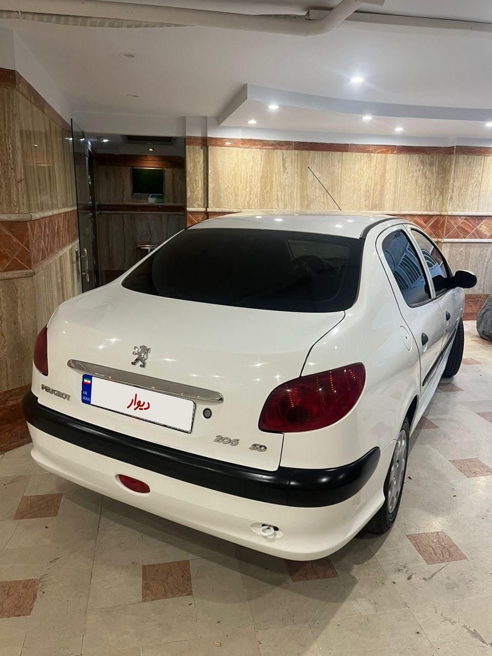 پژو ۲۰۶ صندوق دار v8 - 1399