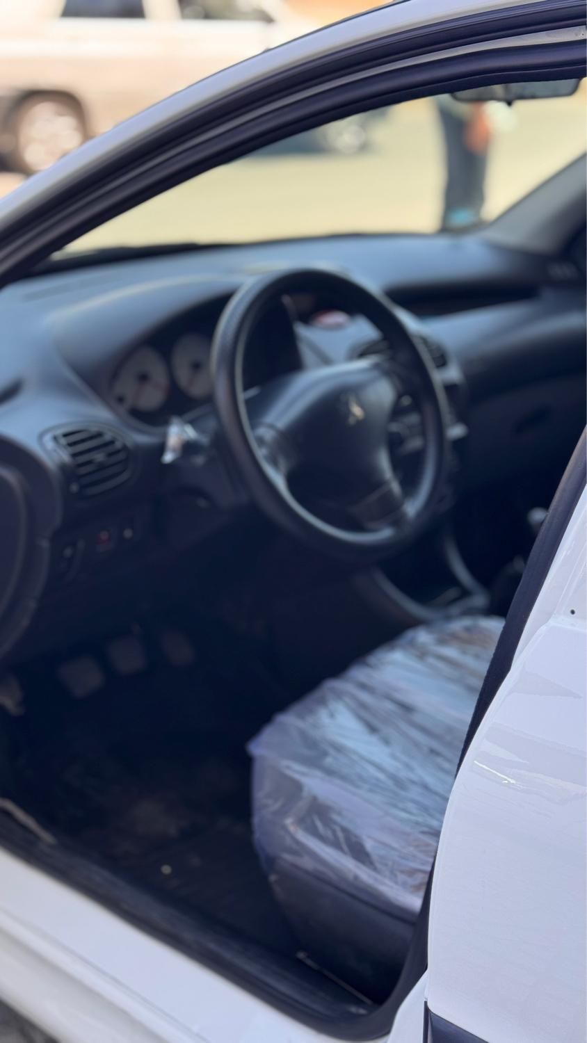 پژو ۲۰۶ صندوق دار v8 - 1395