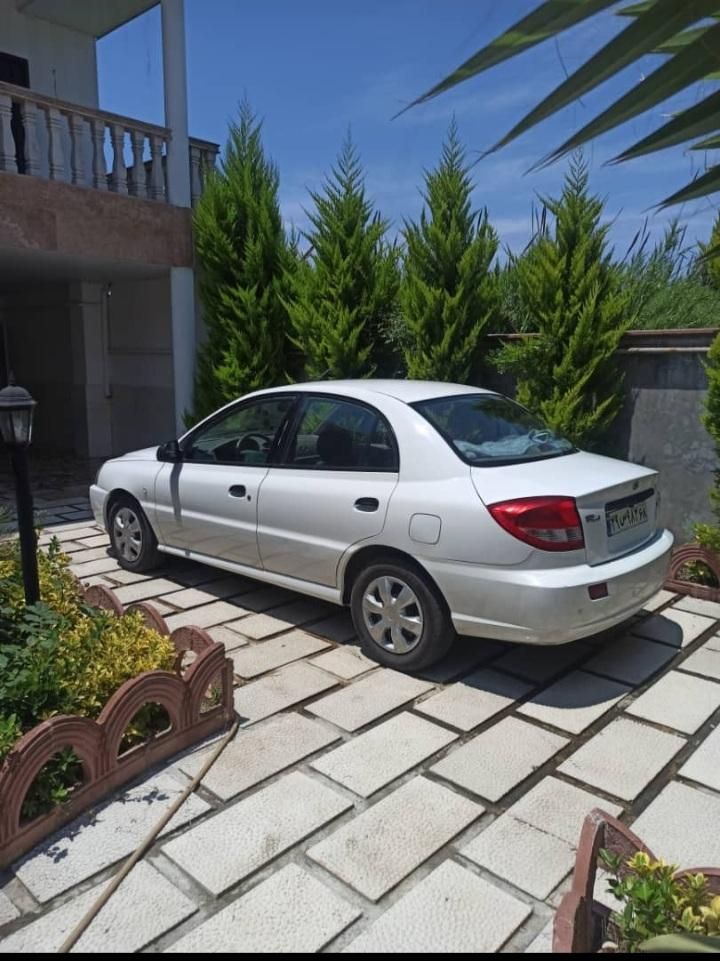 کیا ریو صندوقدار نیمه فول UB - 2009
