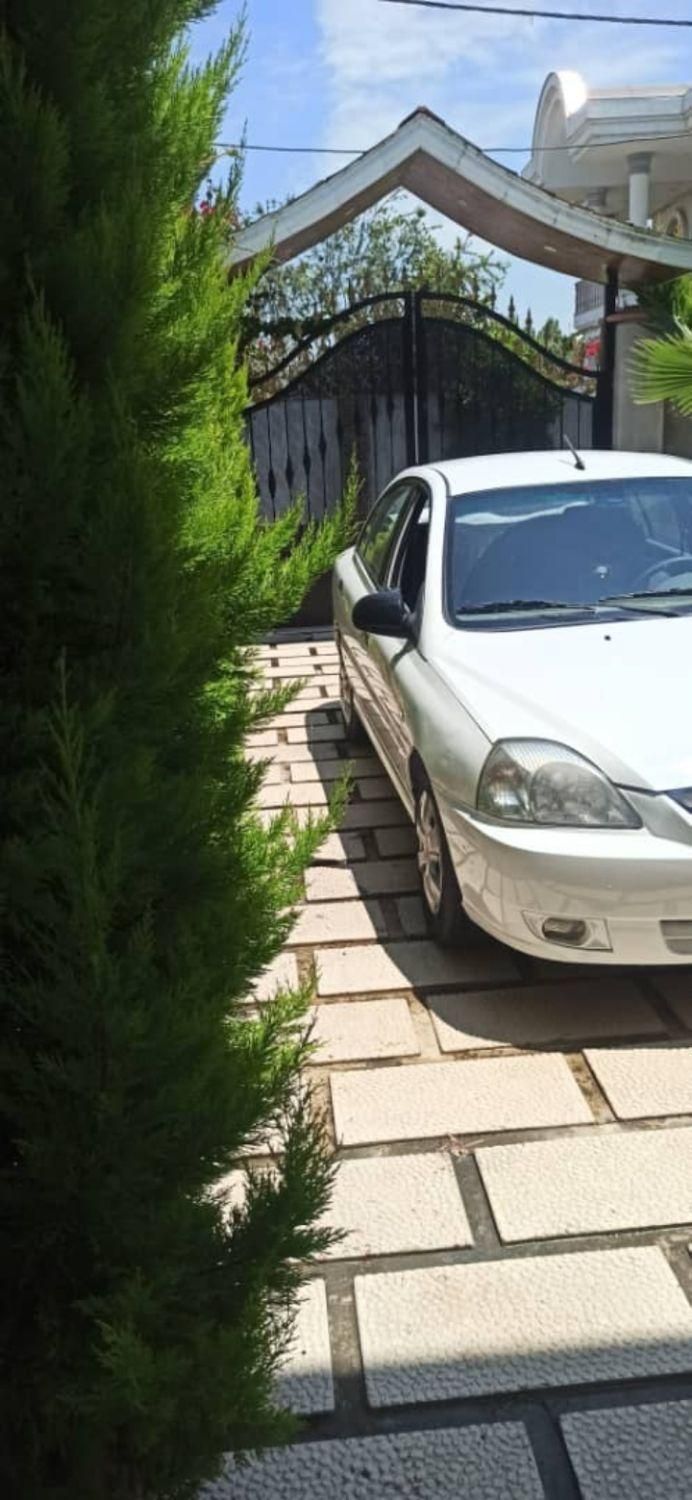 کیا ریو صندوقدار نیمه فول UB - 2009