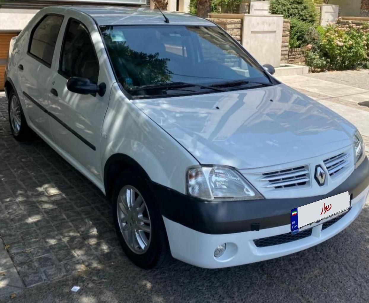 خودرو رنو، پارس تندر آگهی ann_18541961