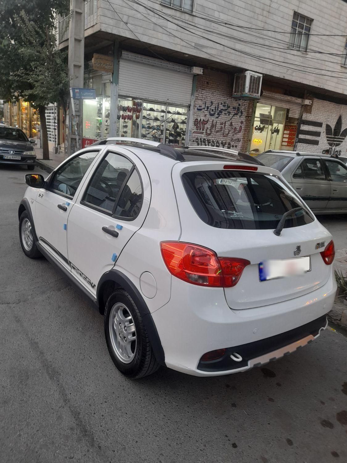 کوییک R دنده‌ای - 1399