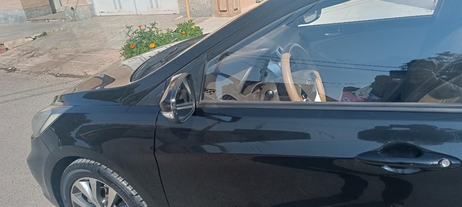هیوندای اکسنت 1.6 لیتر ساده - 2014