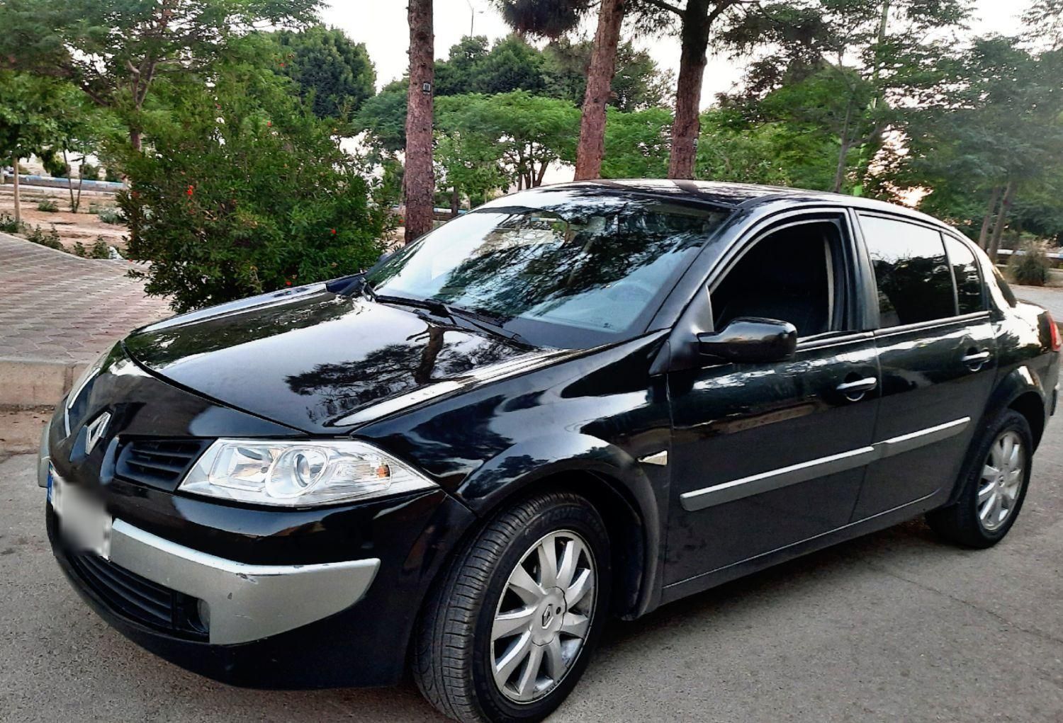 رنو مگان پارس خودرو 2000 - 2012