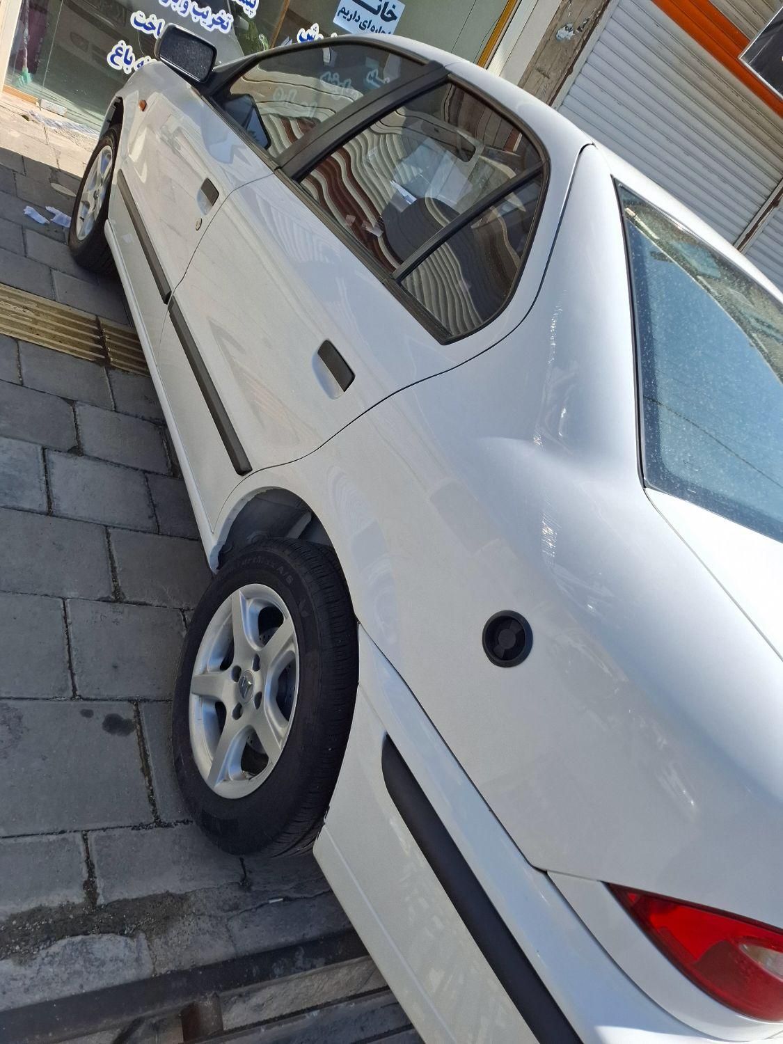 سمند LX XU7 - 1390