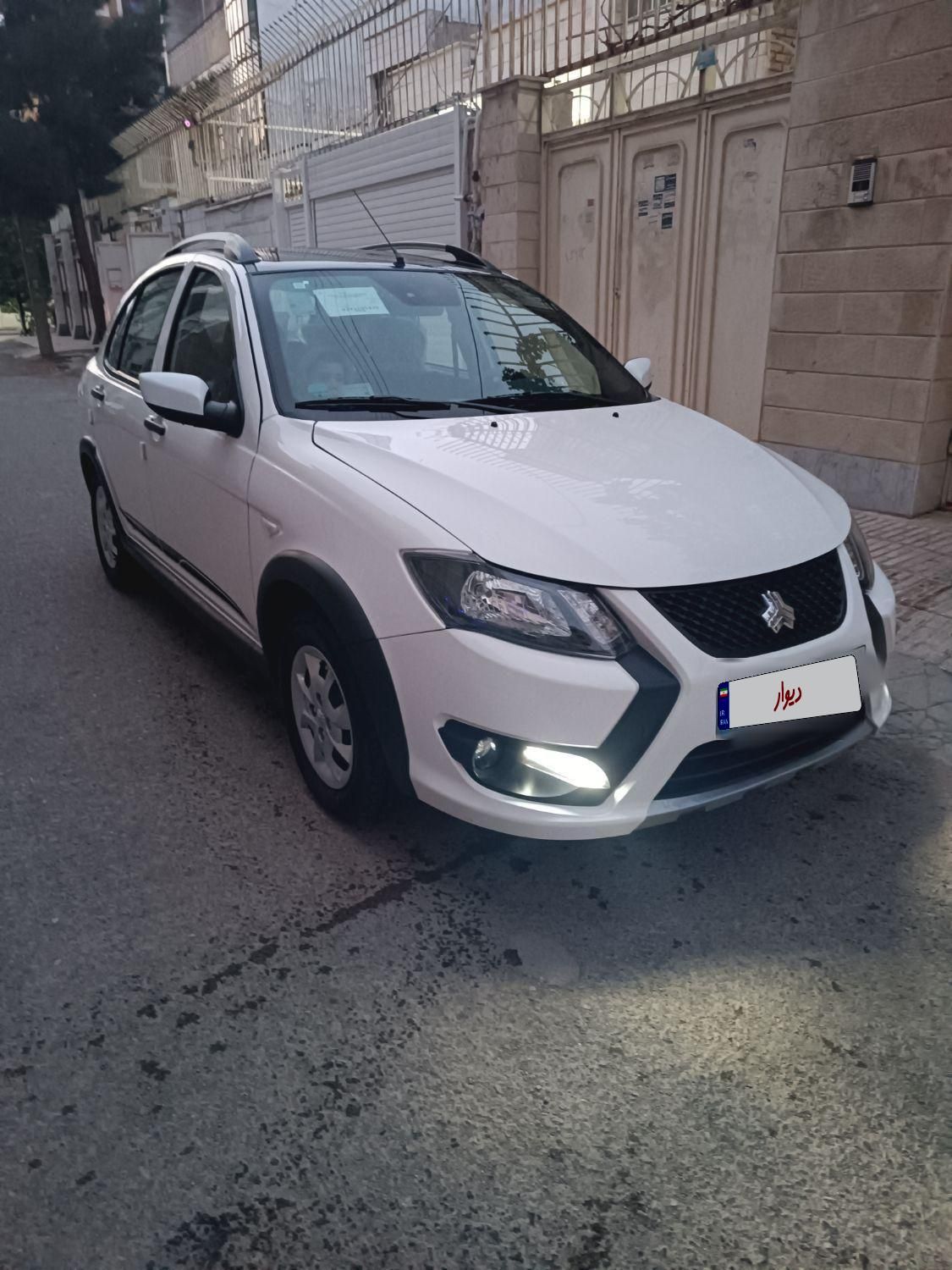 خودرو کوییک، R آگهی ann_18542950