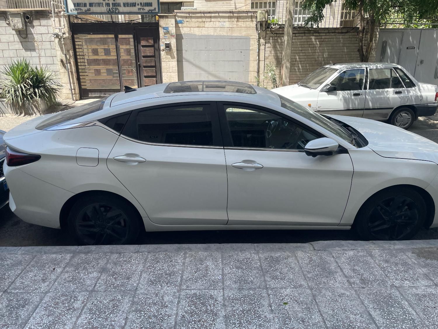 کی ام سی J7 اتوماتیک - 2023