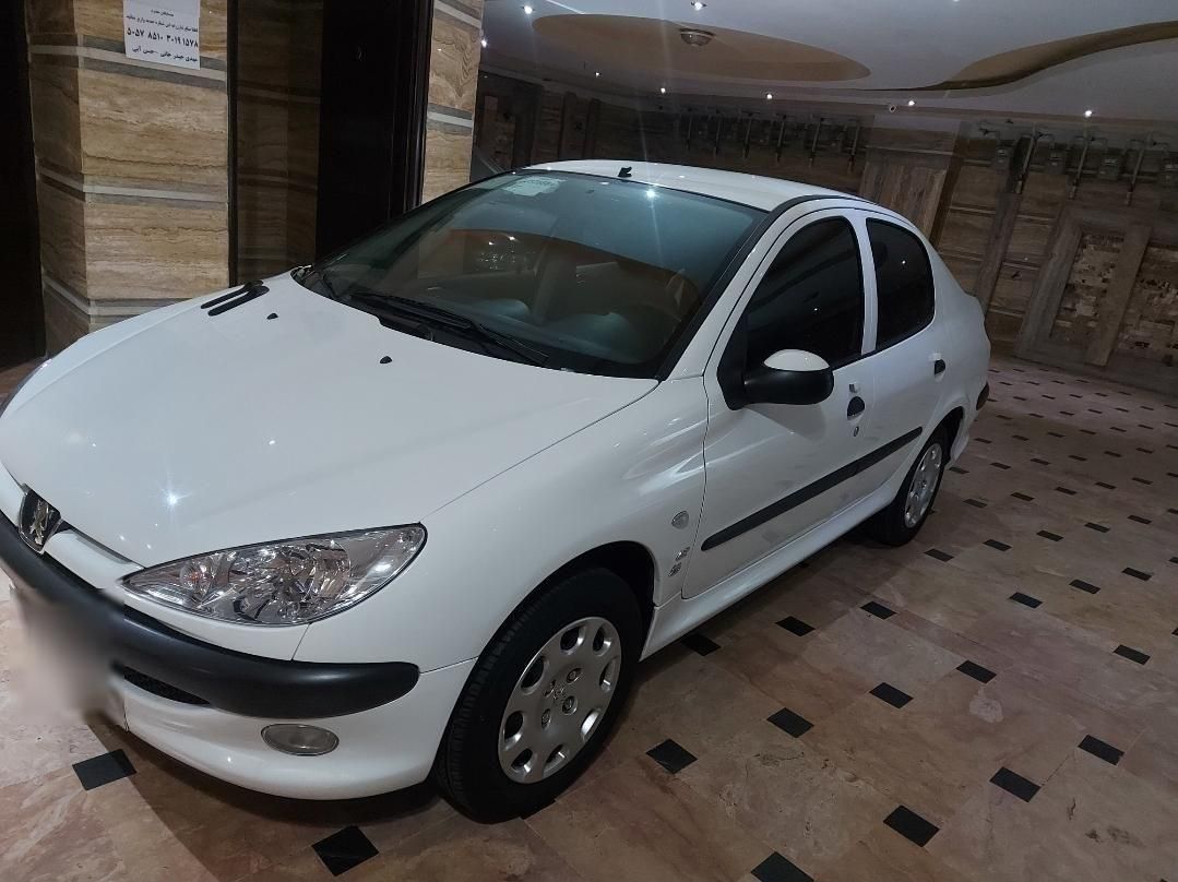 پژو ۲۰۶ صندوق دار v8 - 1398
