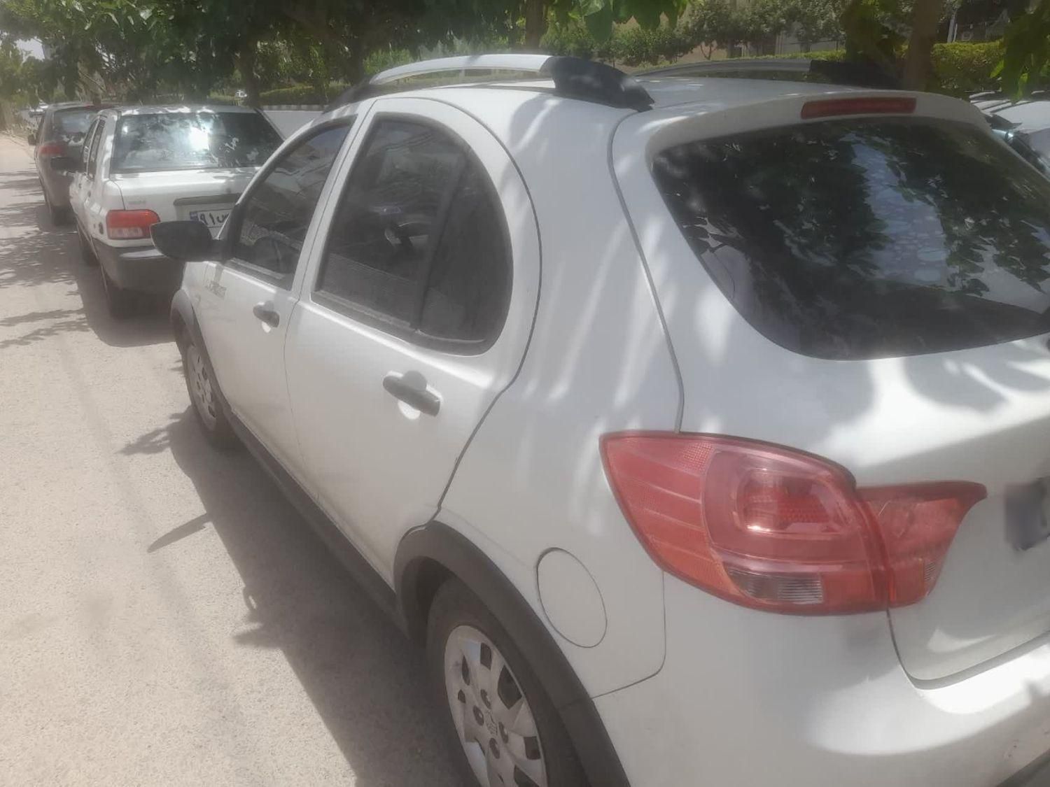 خودرو کوییک، معمولی آگهی ann_18543557