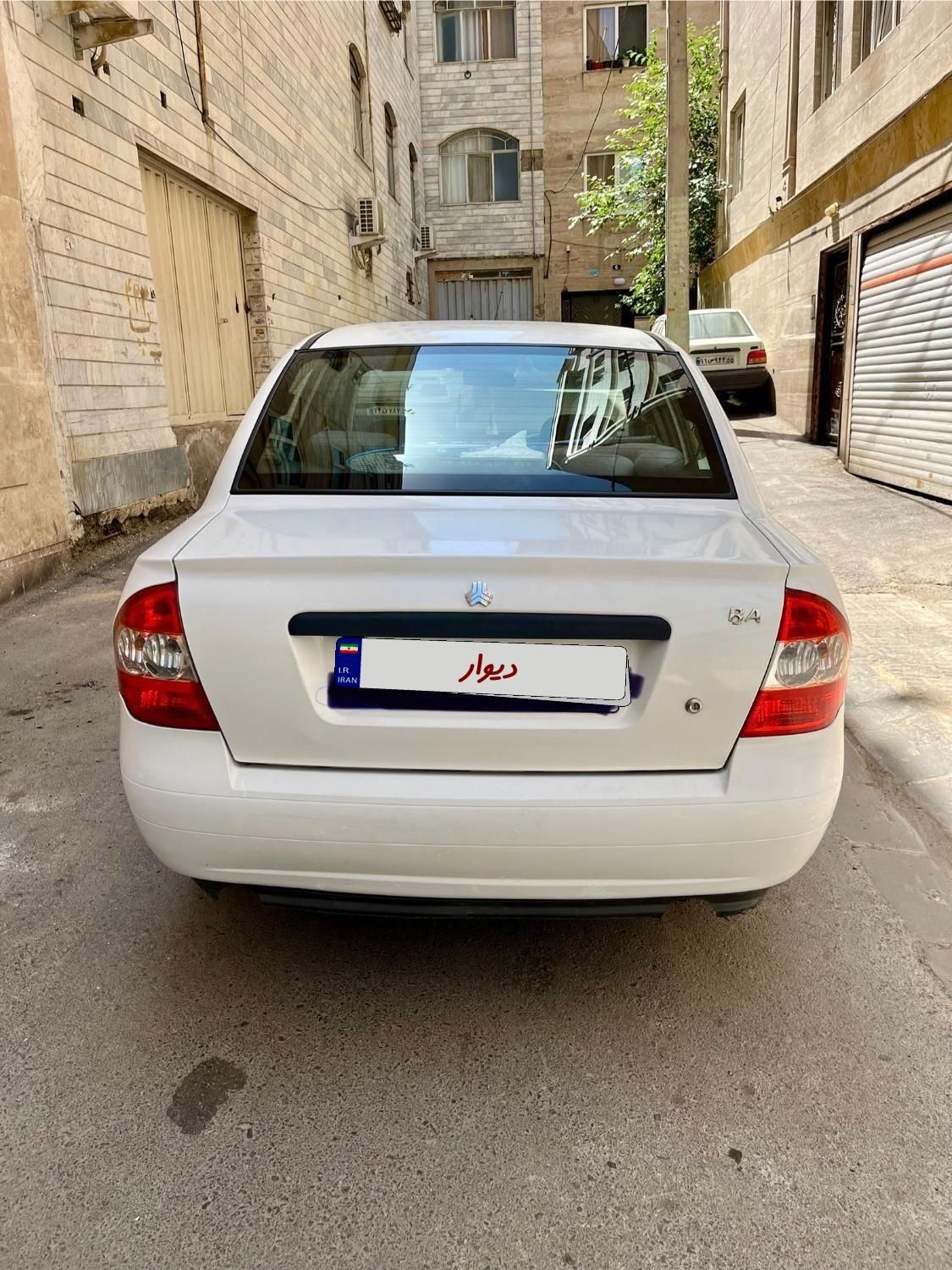 تیبا صندوق دار SX - 1400