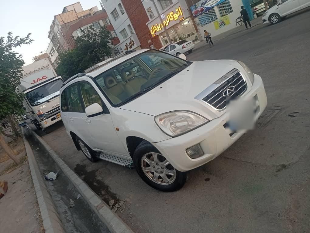 ام وی ام X33 دنده‌ای ساده - 2012