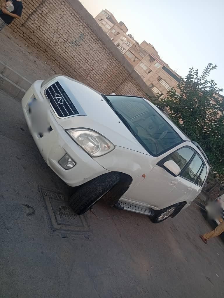 ام وی ام X33 دنده‌ای ساده - 2012