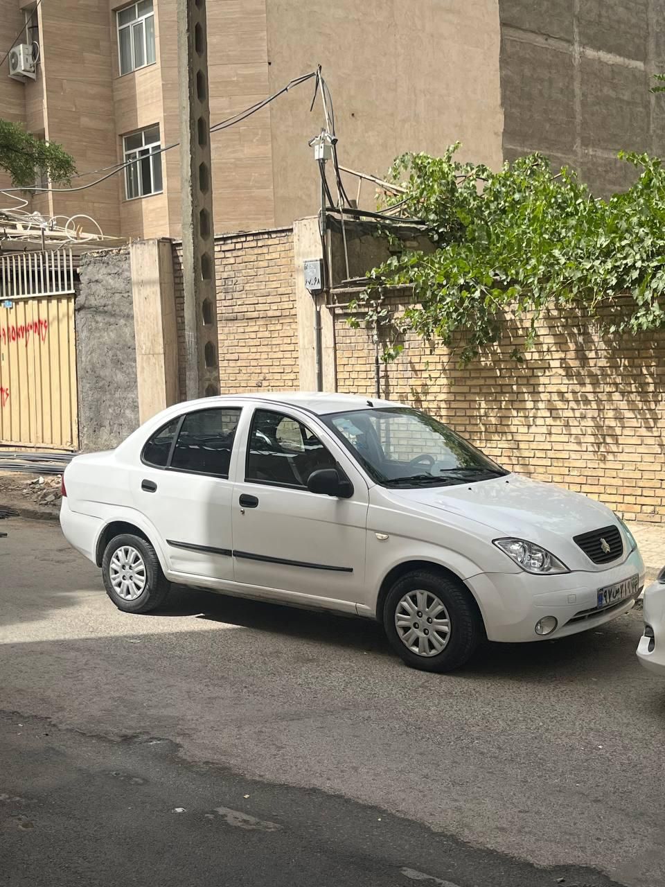 تیبا صندوق دار SX - 1396
