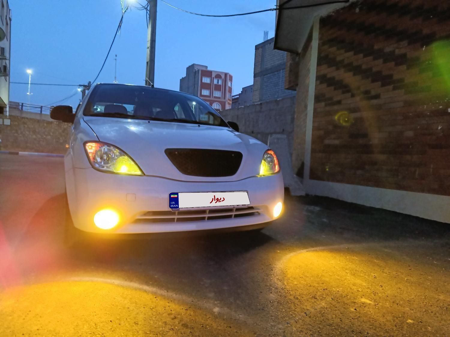 تیبا صندوق دار SX - 1400