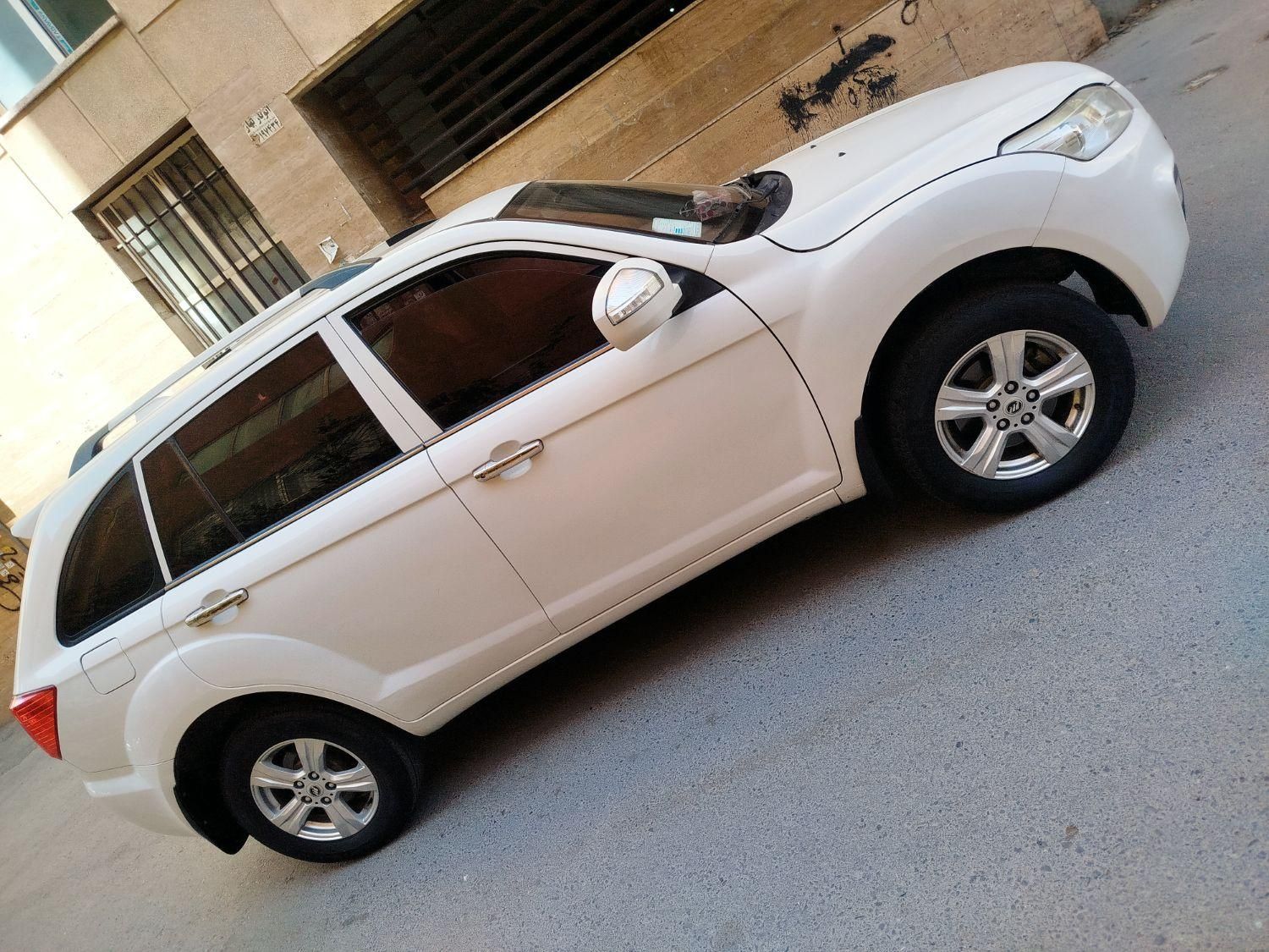 لیفان X60 دنده‌ای - 2015