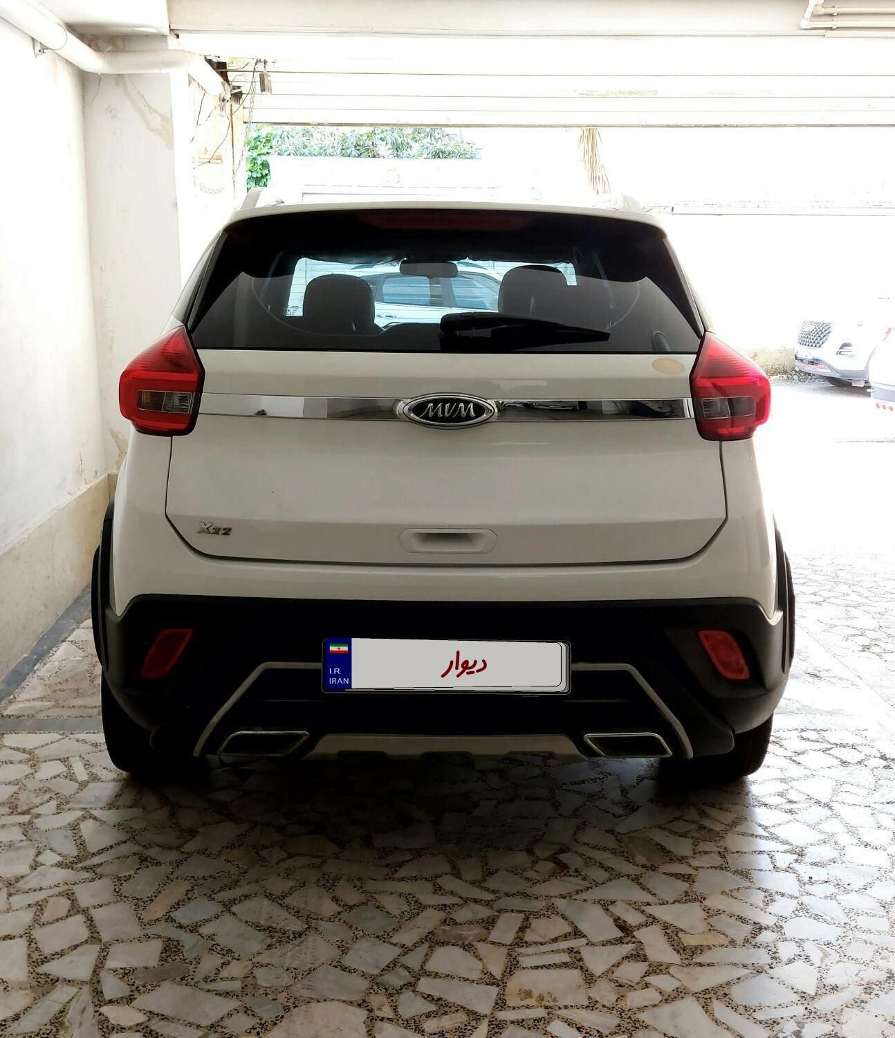 خودرو ام وی ام، X22 آگهی ann_18544500
