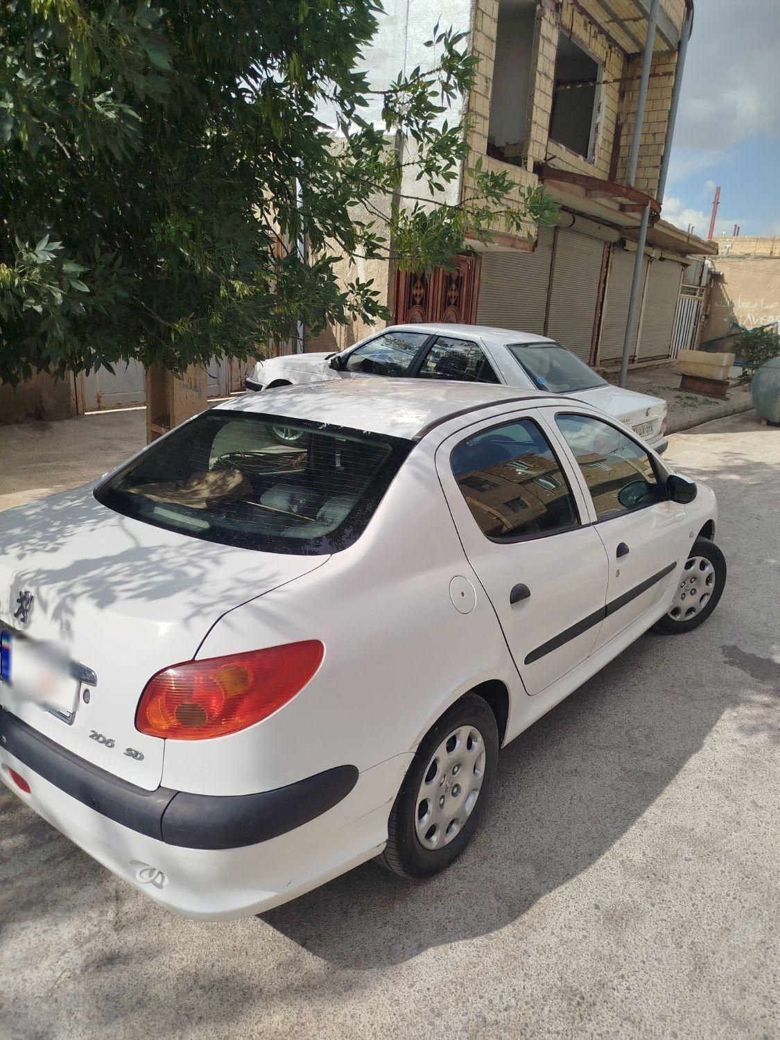 پژو ۲۰۶ صندوق دار v8 - 1394