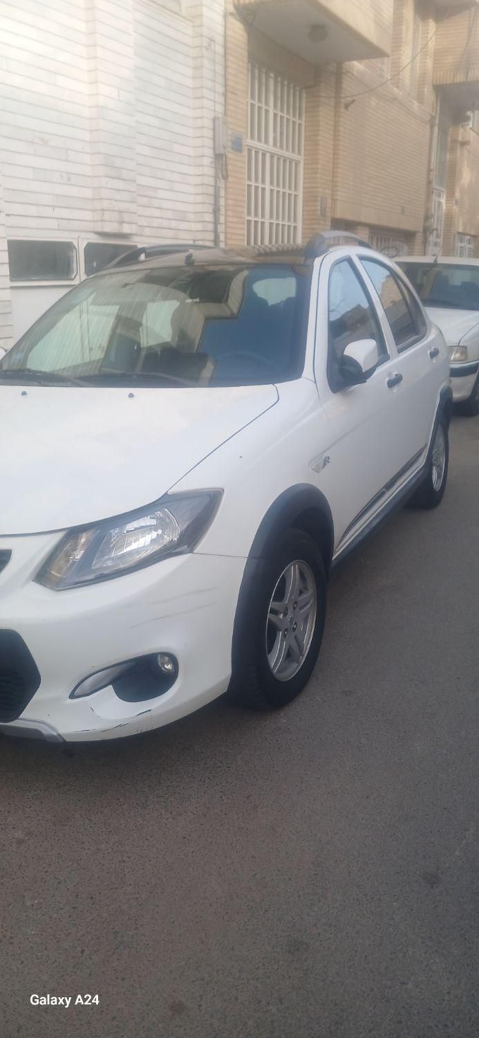 خودرو کوییک، R آگهی ann_18545285