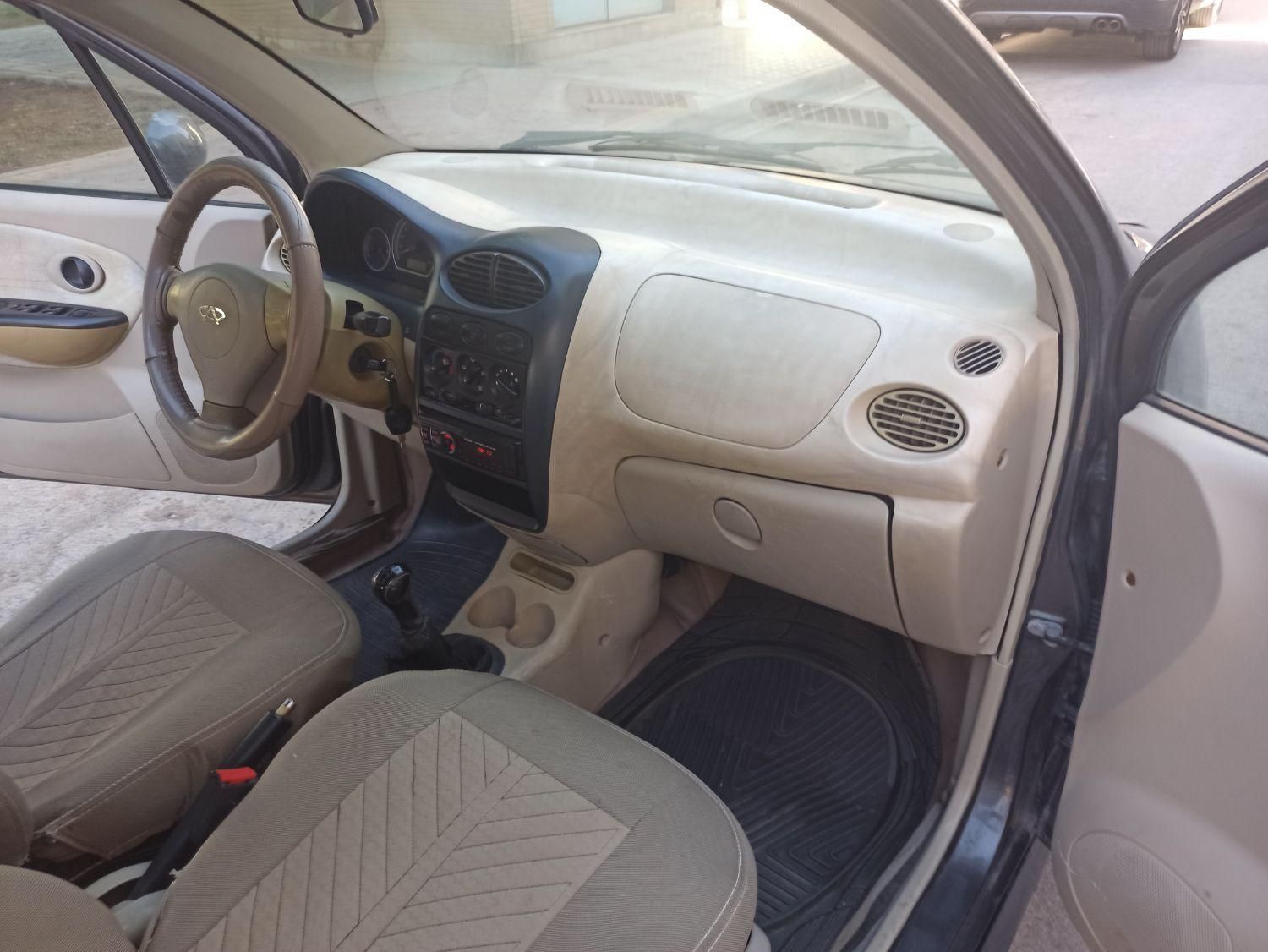 ام وی ام 110 چهار سیلندر دنده ای - 2010