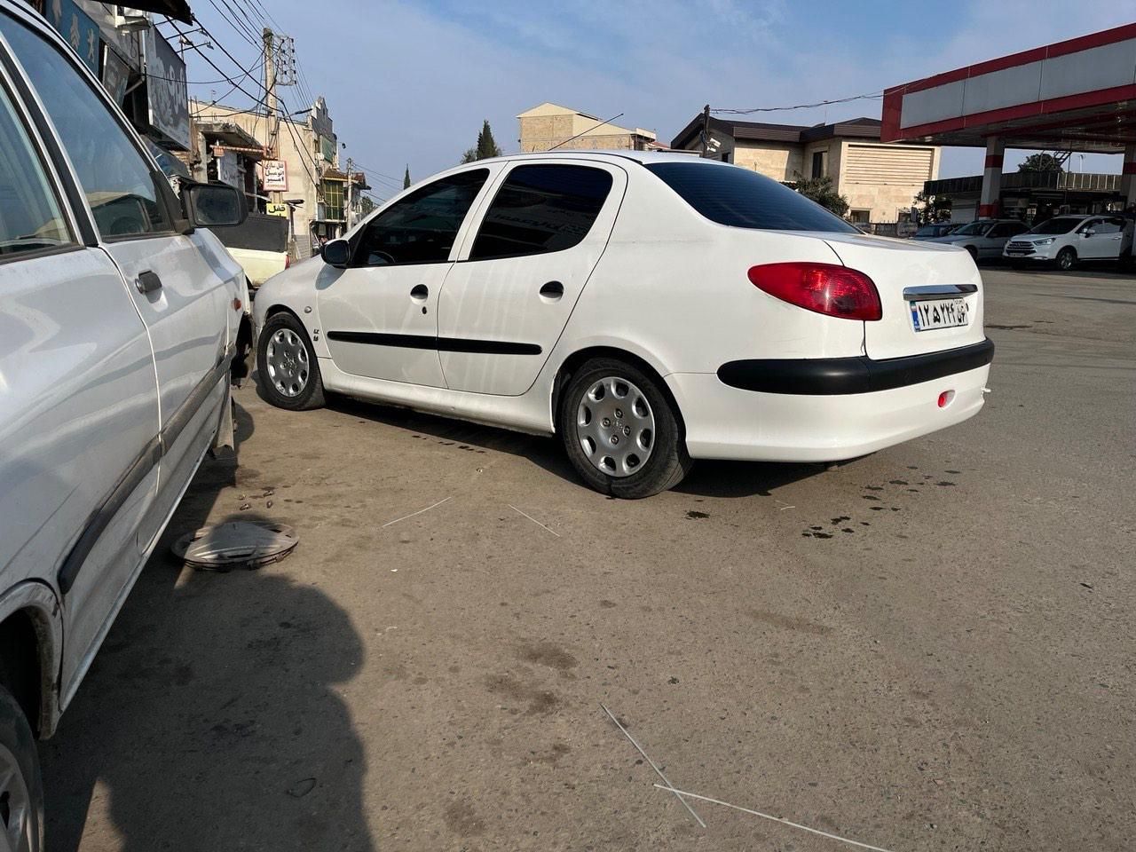 پژو ۲۰۶ صندوق دار v8 - 1396