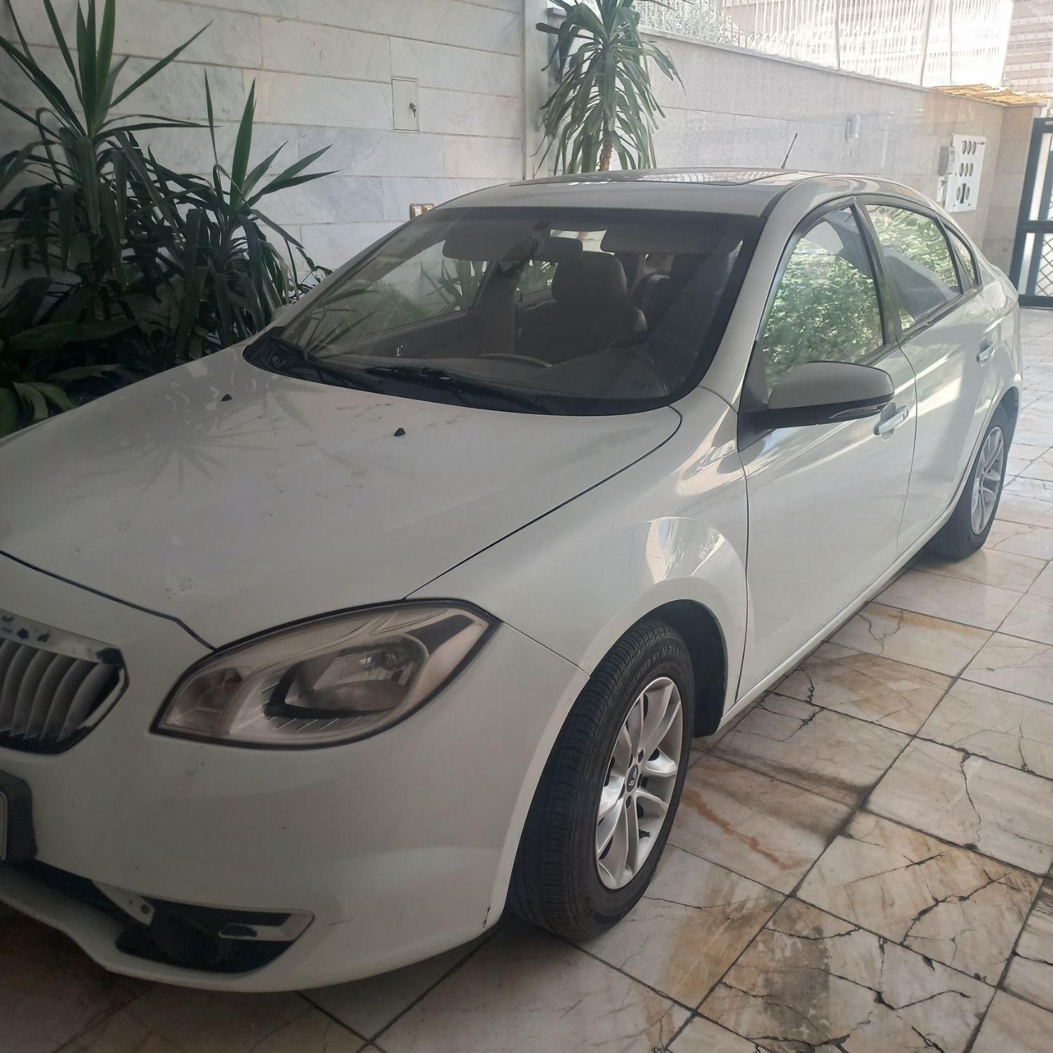 برلیانس H330 اتوماتیک 1500 - 2017