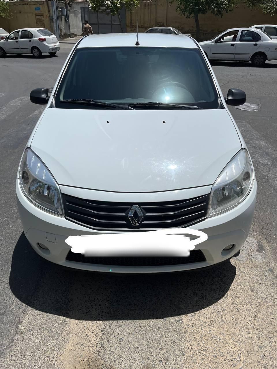 رنو ساندرو دنده ای - 1395