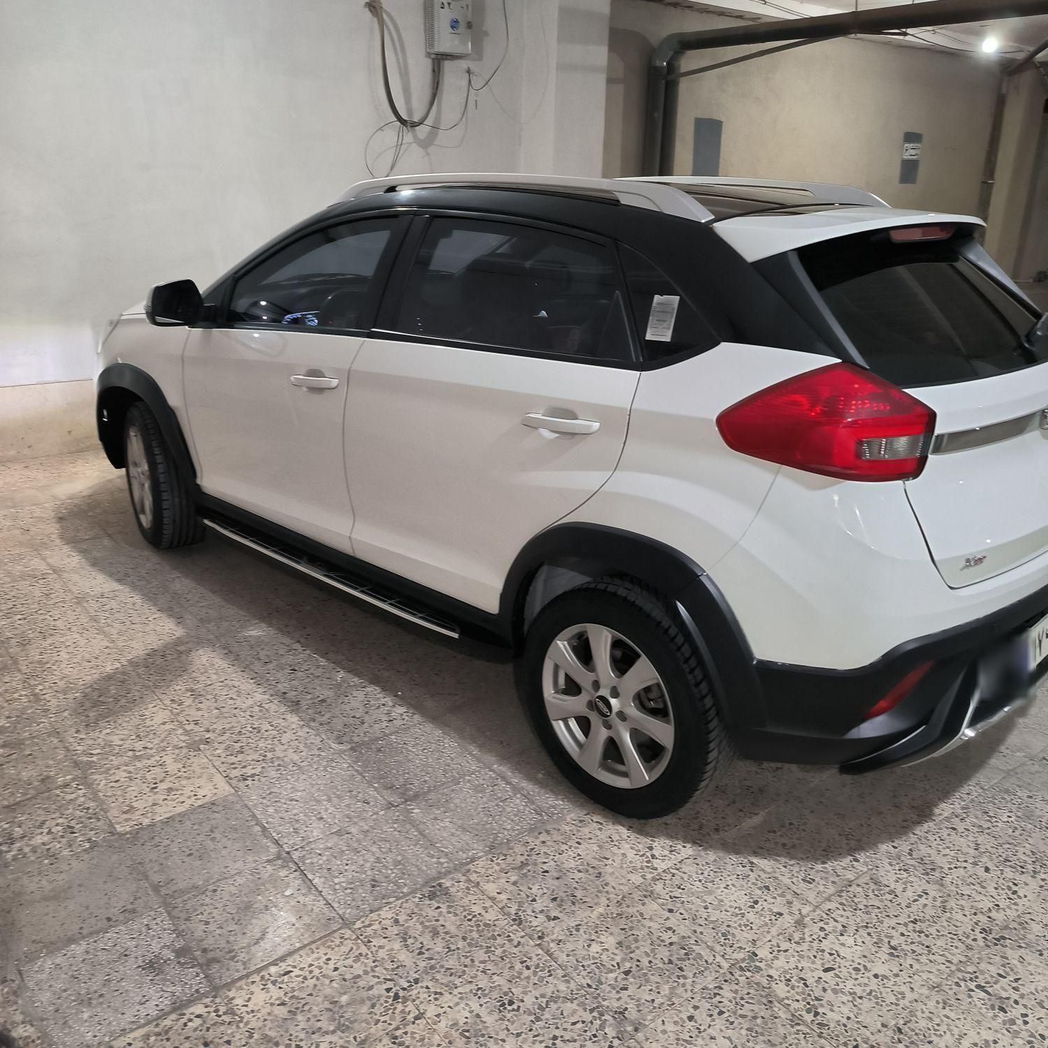 ام وی ام X22 دنده ای اسپرت لاکچری - 2021