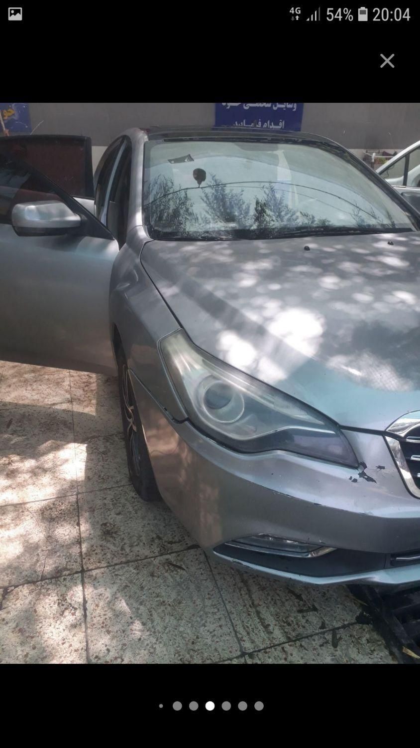 بسترن B50F اتوماتیک - 2015