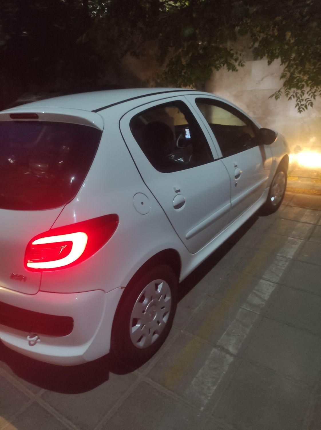 خودرو پژو، 207 آگهی ann_18548429