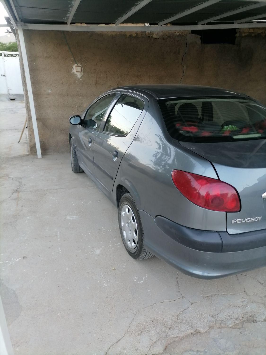 پژو ۲۰۶ صندوق دار v8 - 1399