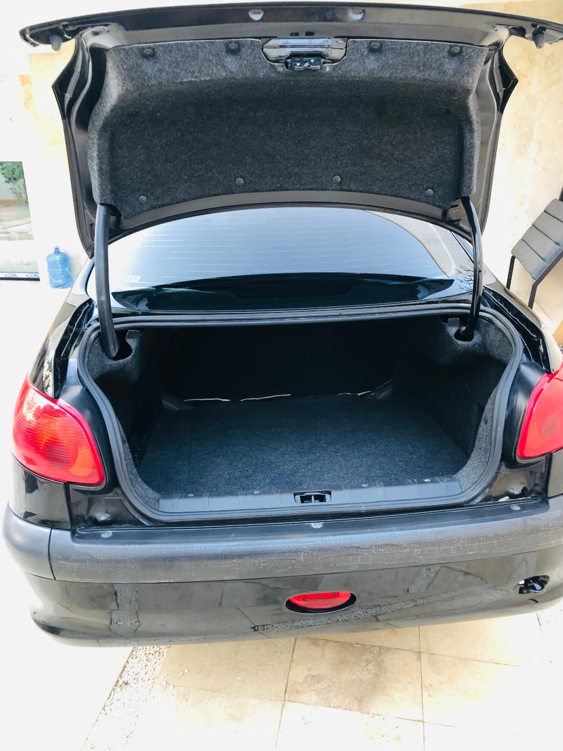 پژو ۲۰۶ صندوق دار v8 - 1398