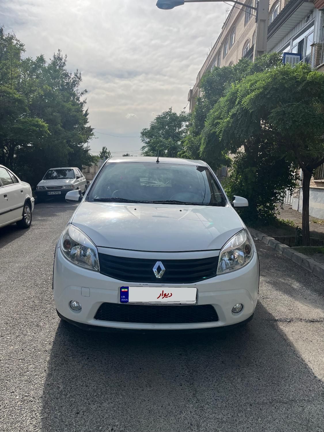 خودرو رنو، ساندرو آگهی ann_18548875