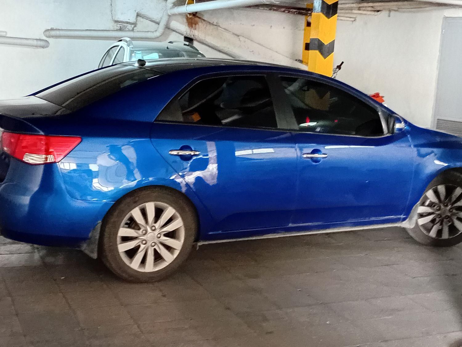 کیا سراتو 2.0 لیتر اتوماتیک GT لاین - 2010