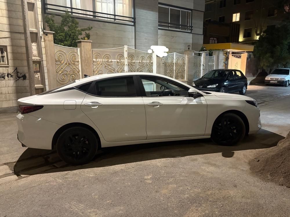 کی ام سی J7 اتوماتیک - 2023