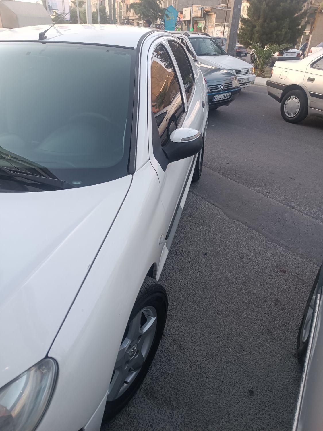 پژو ۲۰۶ صندوق دار v8 - 1388