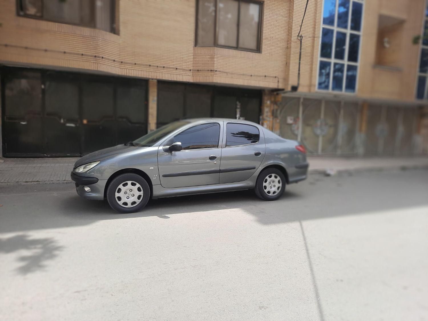 پژو ۲۰۶ صندوق دار v8 - 1397