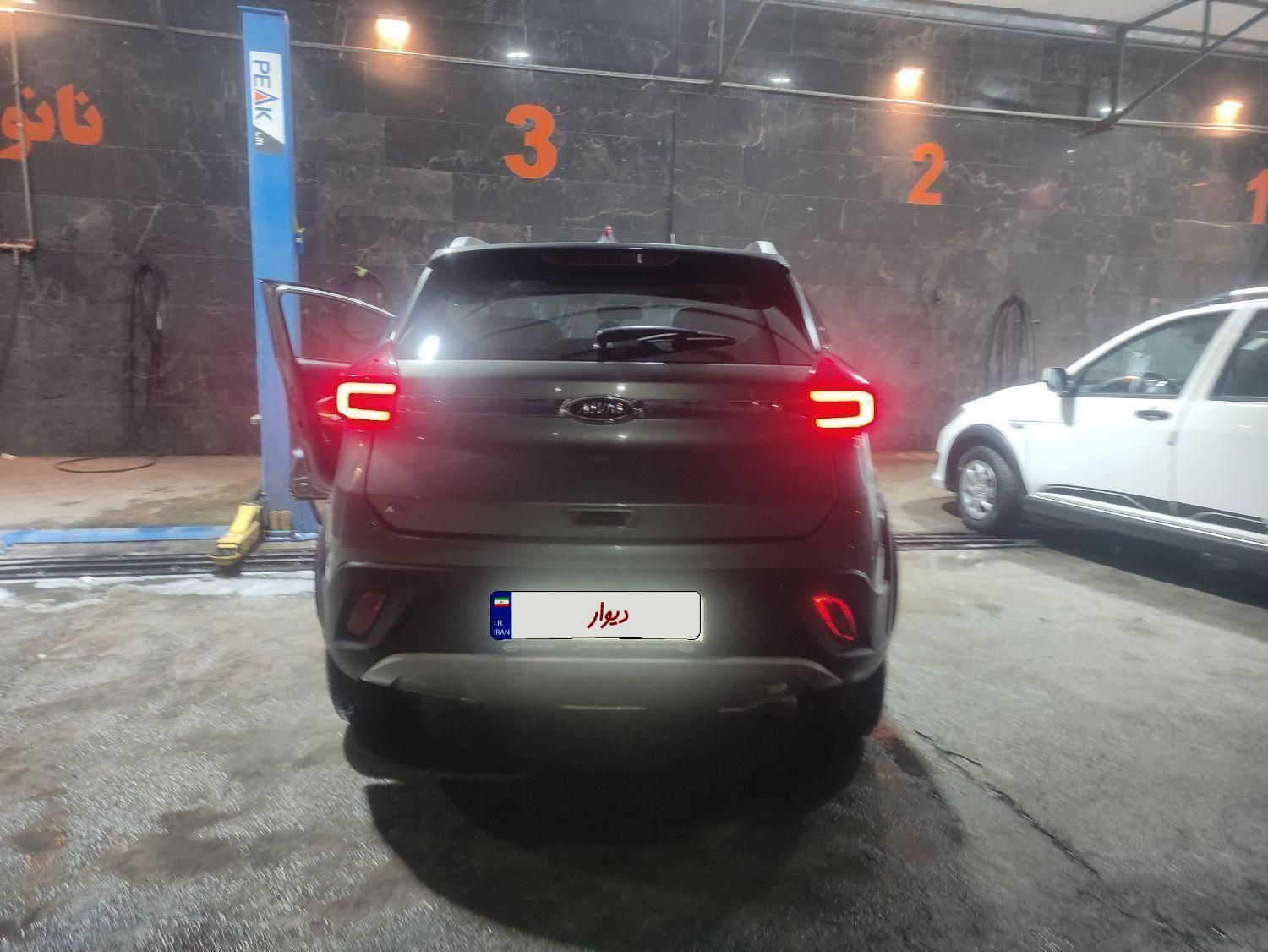 خودرو ام وی ام، X22 آگهی ann_18549943