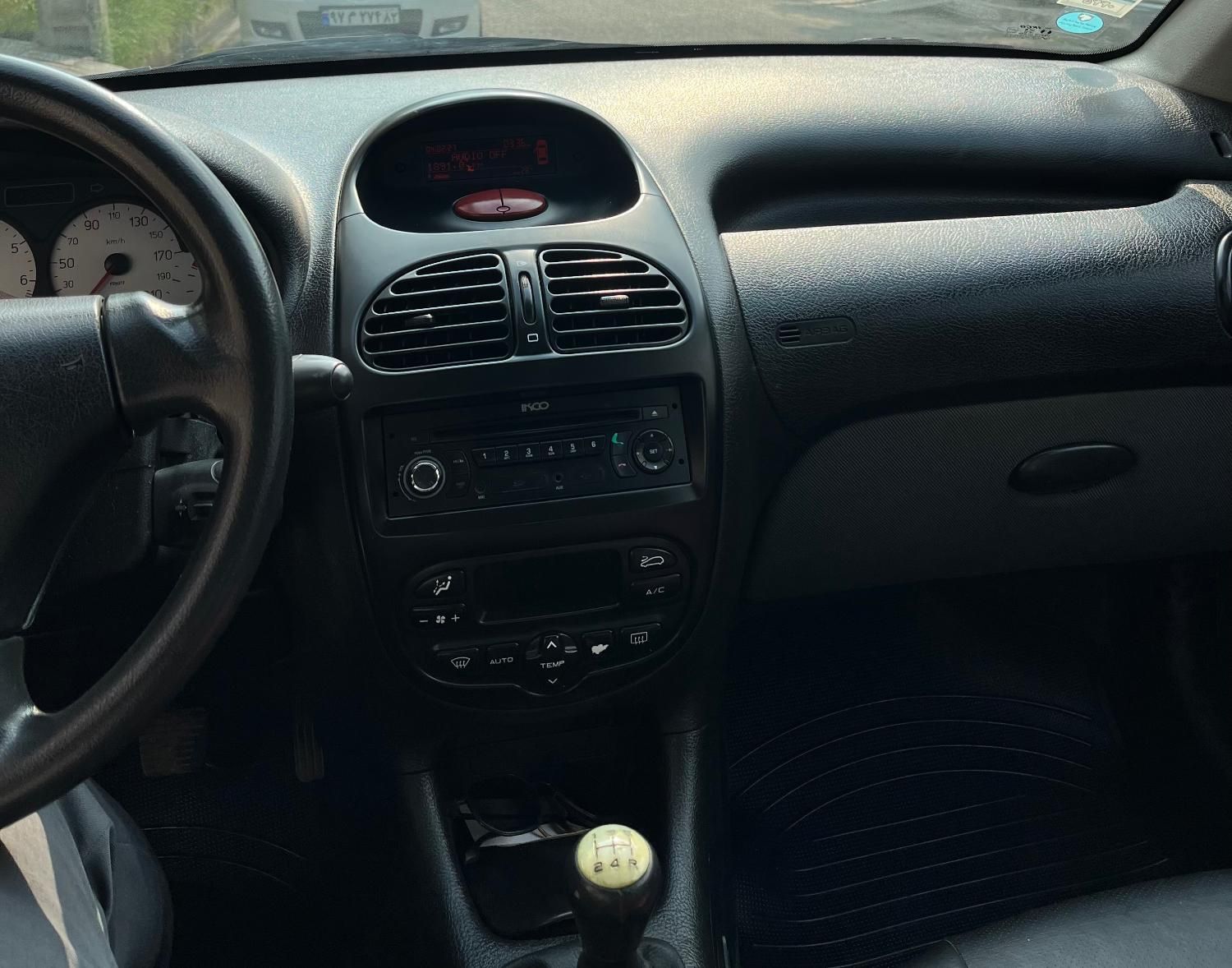 پژو ۲۰۶ صندوق دار v8 - 1395