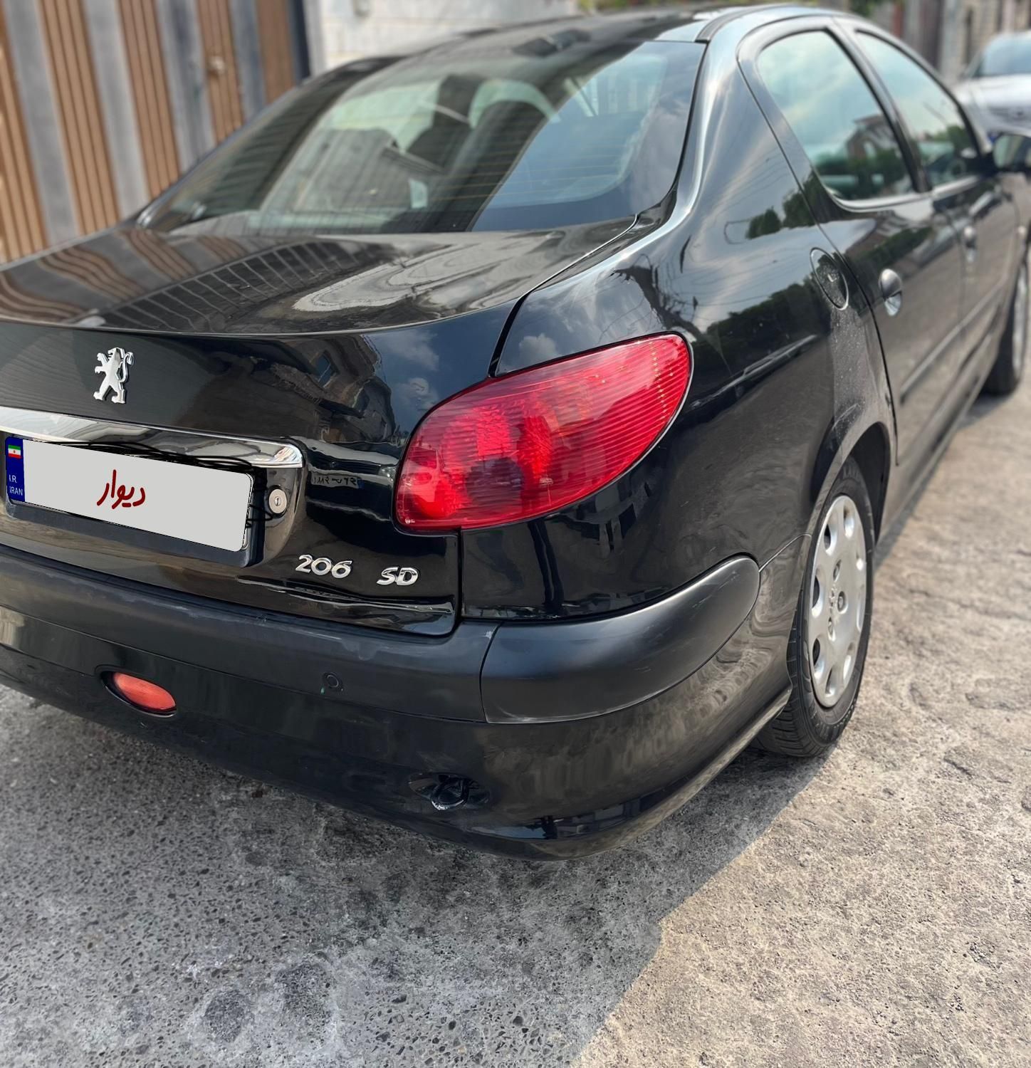 پژو ۲۰۶ صندوق دار v8 - 1395