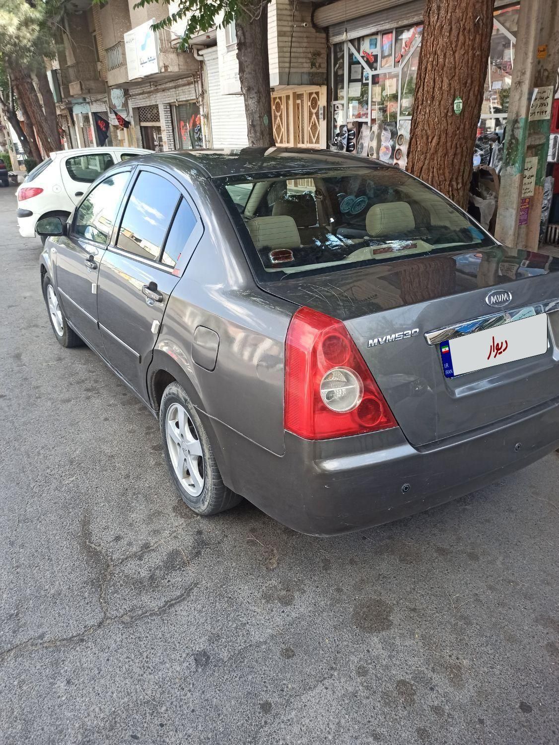 ام وی ام 530 دنده ای - 2012
