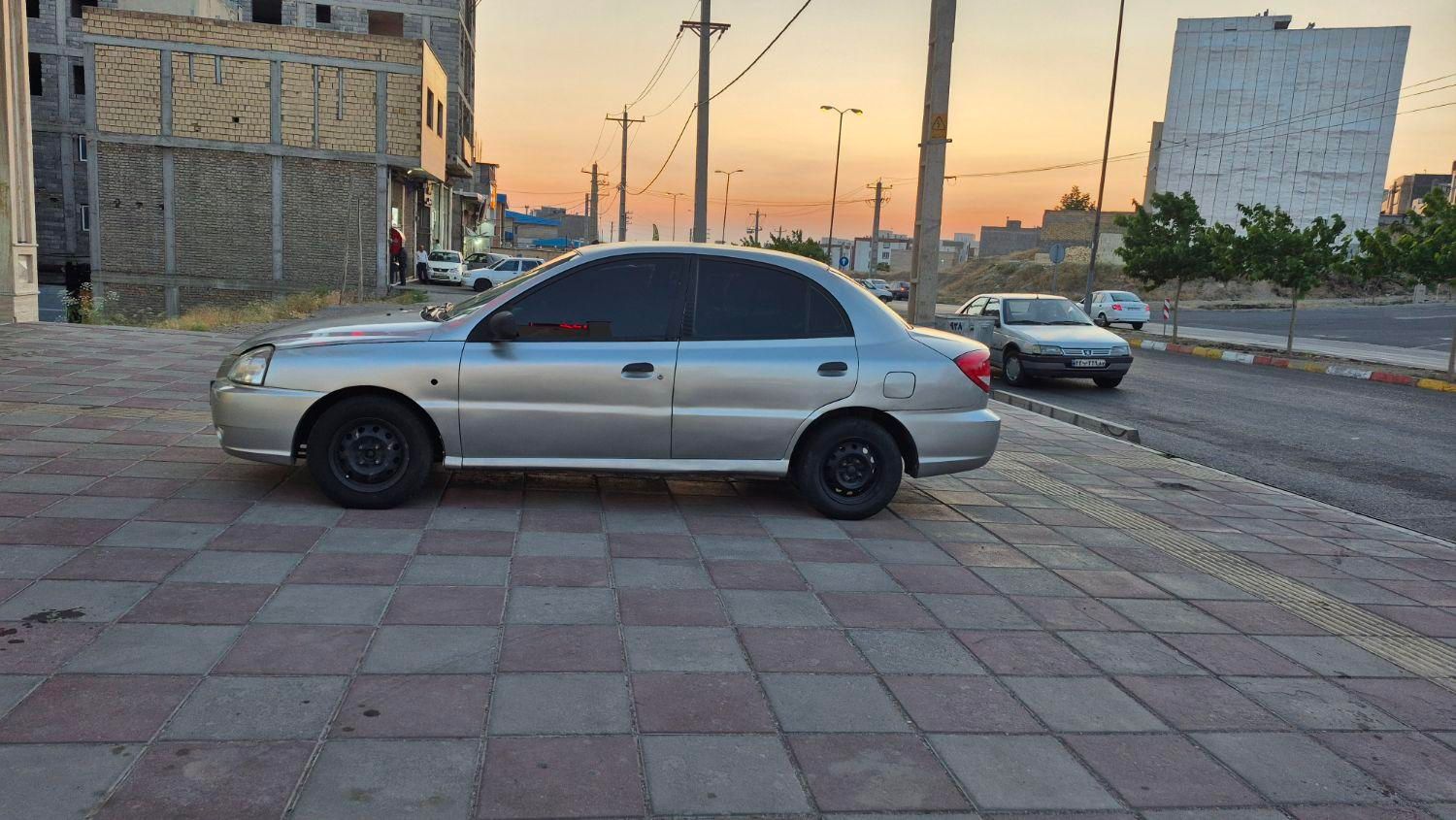 کیا ریو مونتاژ دنده ای LS - 2006