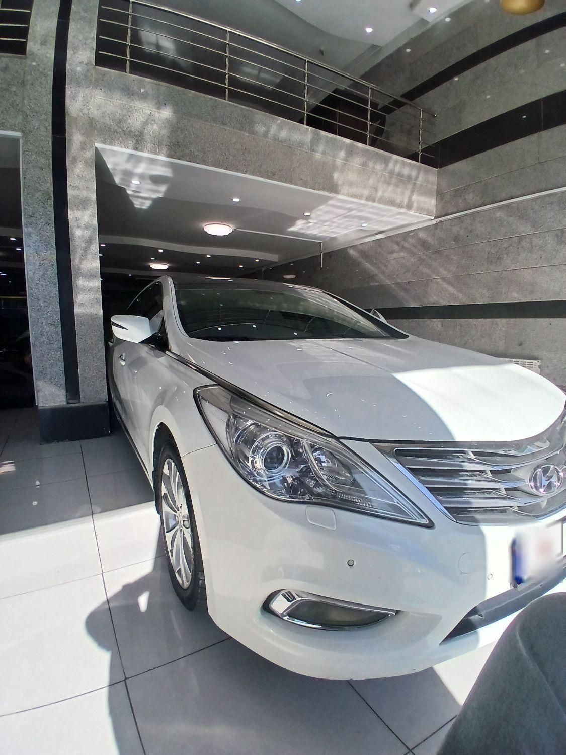 هیوندای آزرا (گرنجور) 3000cc - 2013
