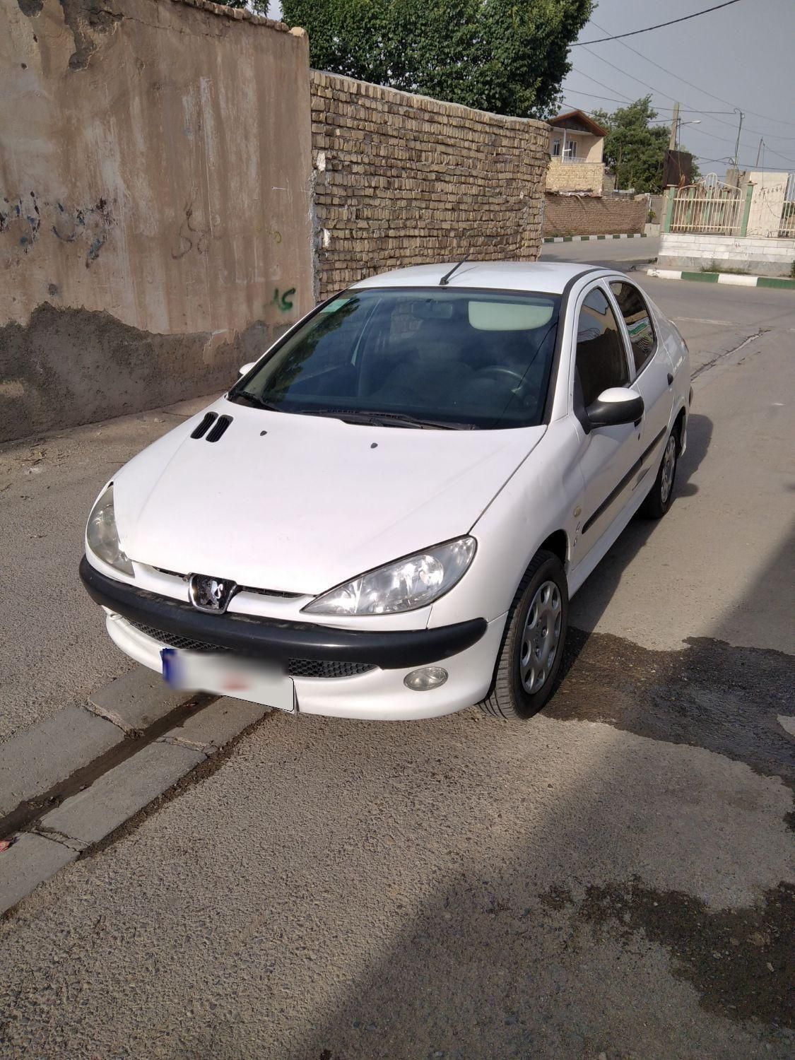 پژو ۲۰۶ صندوق دار v8 - 1395