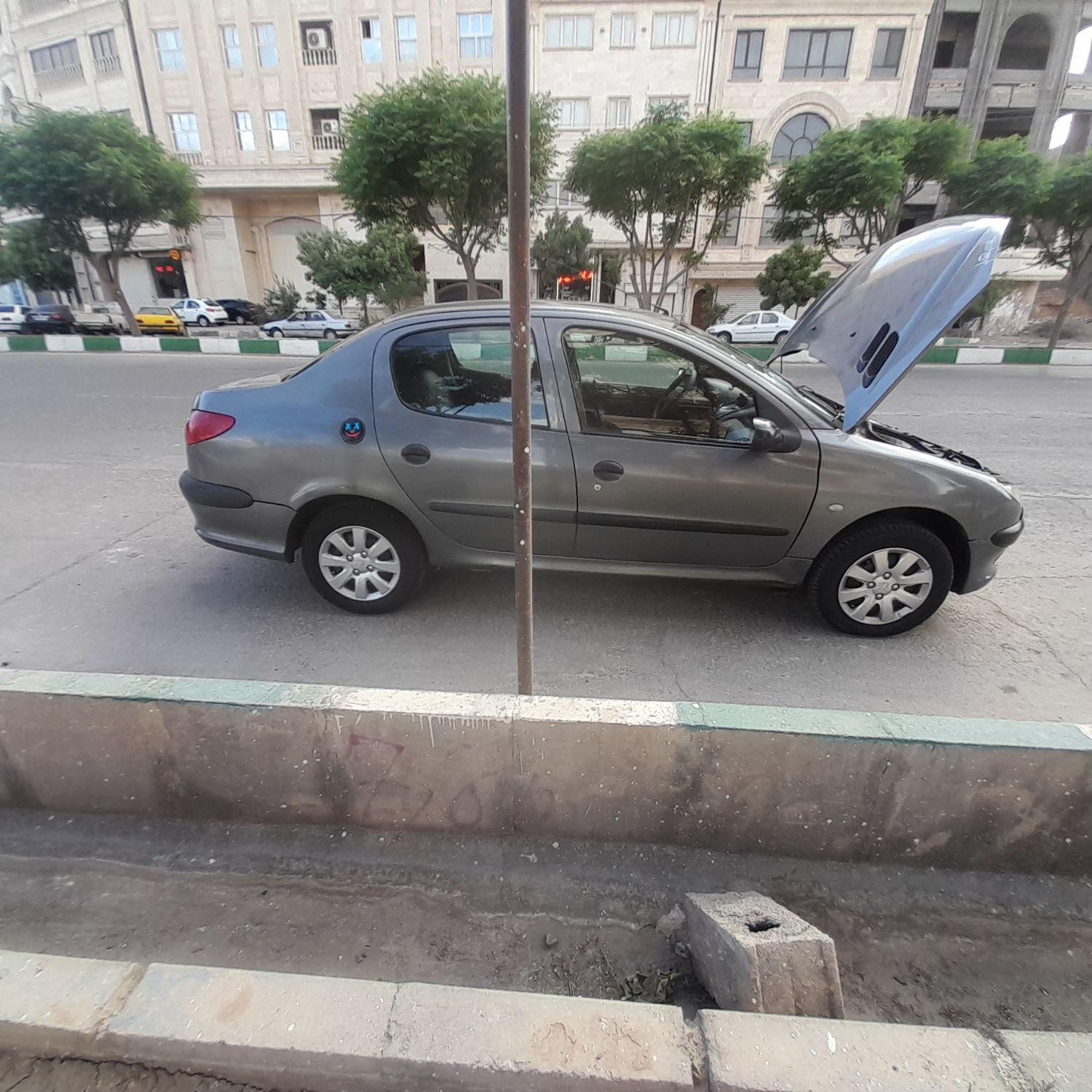 پژو ۲۰۶ صندوق دار v1 - 1390
