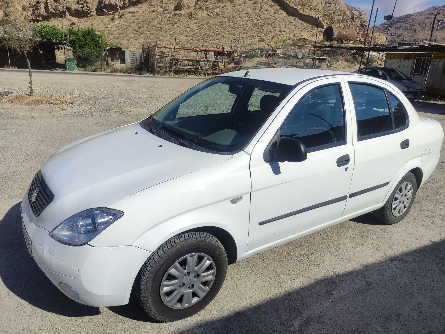 تیبا صندوق دار SX - 1400