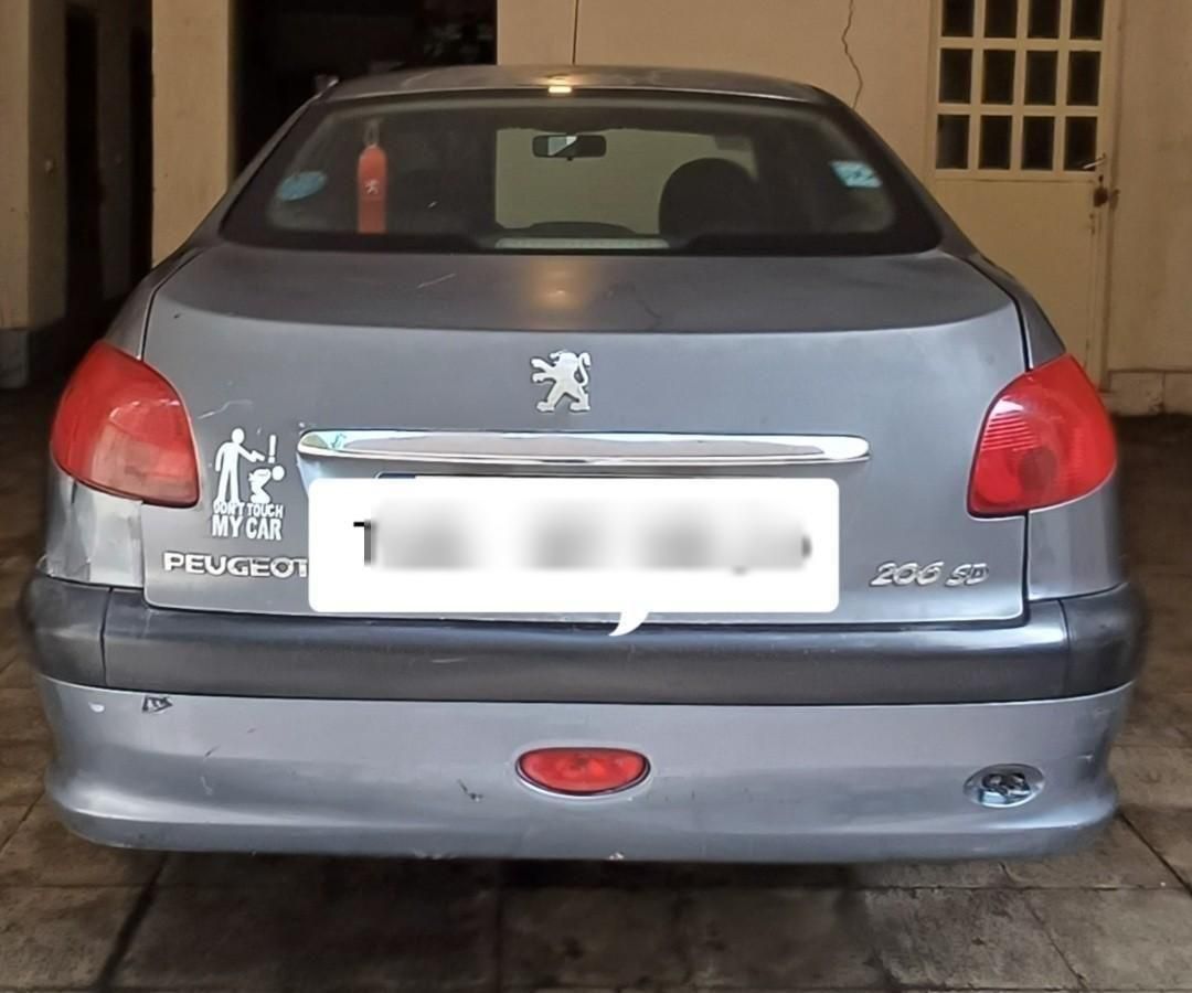 پژو ۲۰۶ صندوق دار v8 - 1387